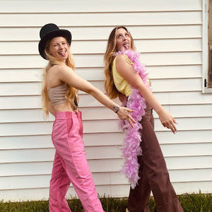 Meet your Posher, Avery